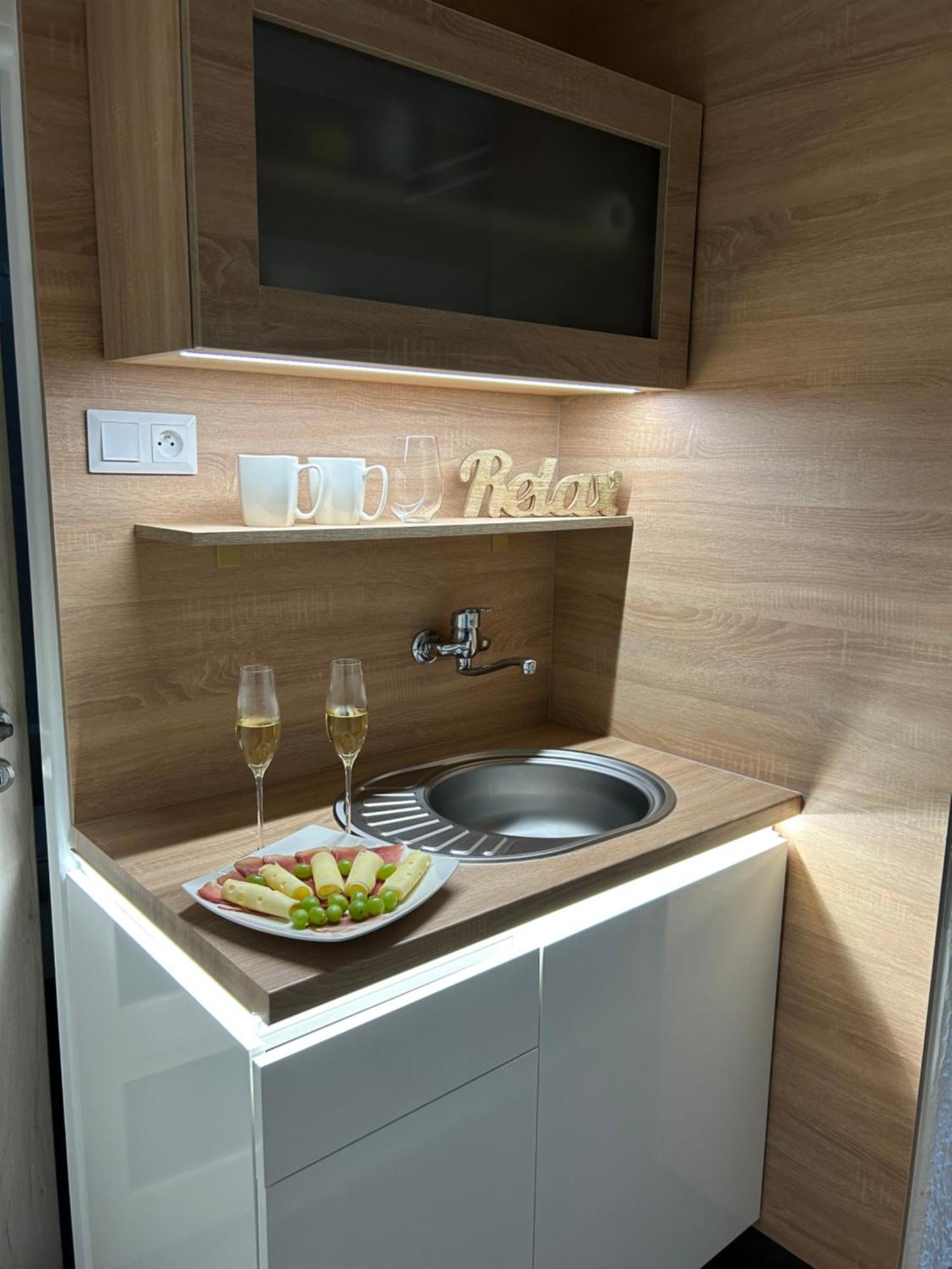 Komfortny Apartman So Zahradou A Sukromnym Parkoviskom-Nonstop Check-In Banská Bystrica Exterior foto